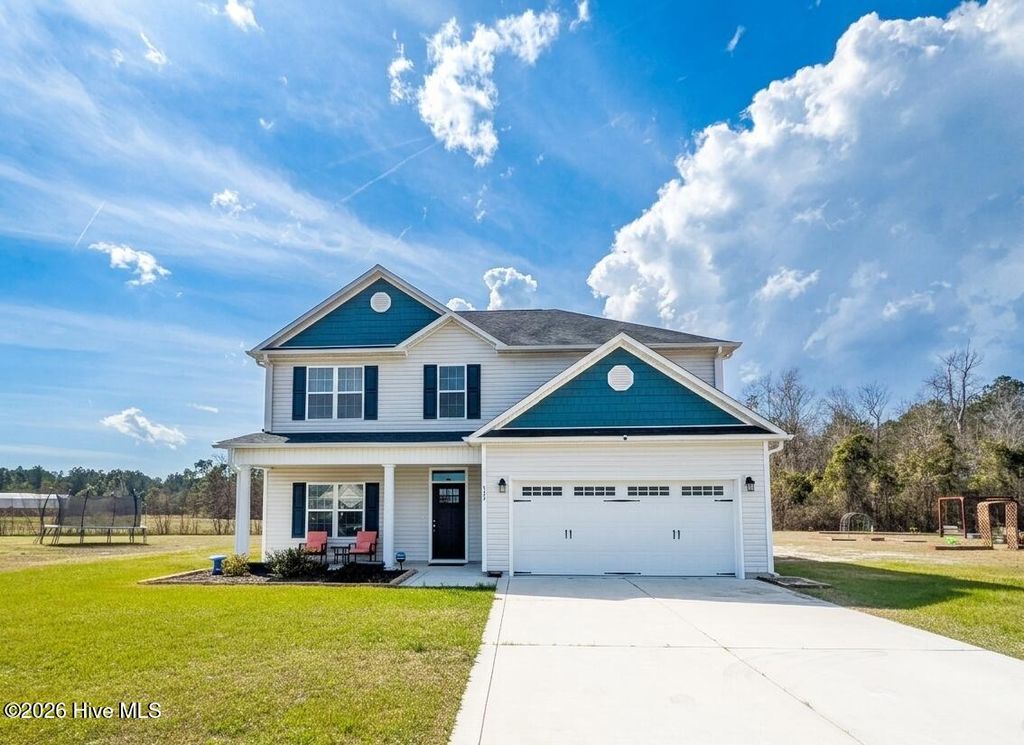 307 Lonesome Dove Court, Maysville, NC 28555