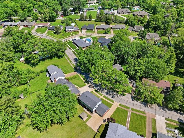 10246 Gregory Court, St Louis, MO 63128