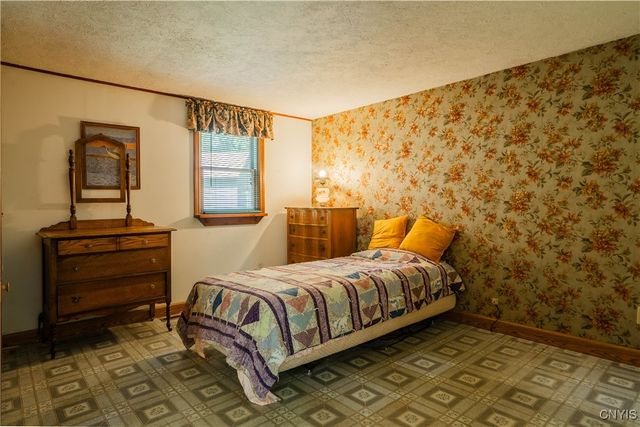 654 Military Road, Salisbury, NY 13329