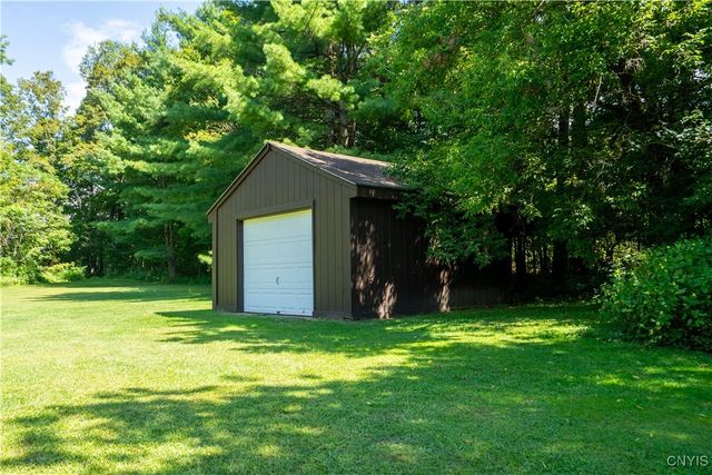 654 Military Road, Salisbury, NY 13329
