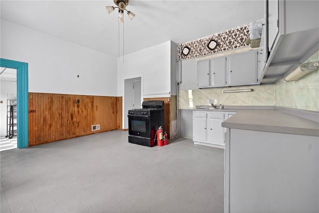 216 Beltzhoover Ave, Beltzhoover, PA 15210