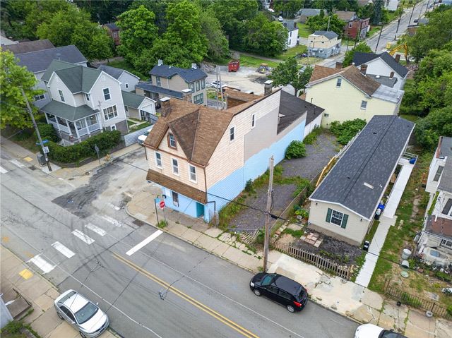 216 Beltzhoover Ave, Beltzhoover, PA 15210