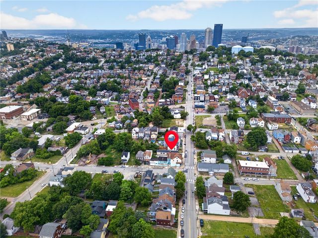 216 Beltzhoover Ave, Beltzhoover, PA 15210