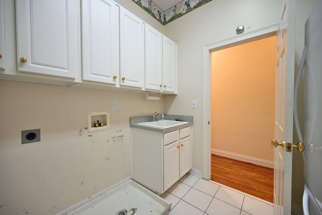 206 Coralberry Road, Louisville, KY 40207