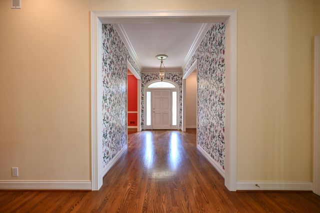 206 Coralberry Road, Louisville, KY 40207