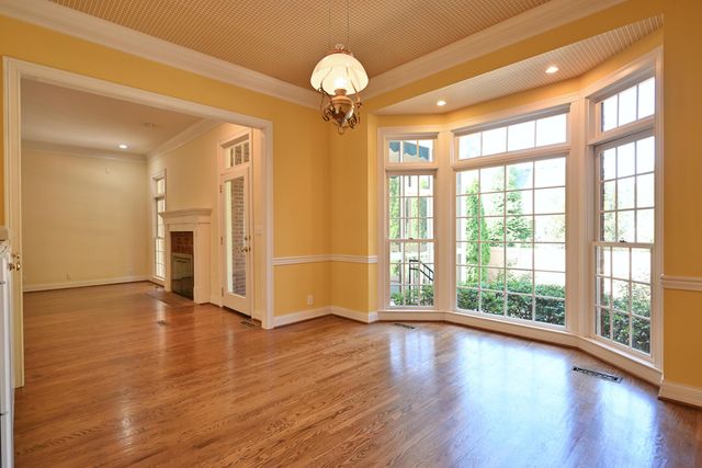 206 Coralberry Road, Louisville, KY 40207