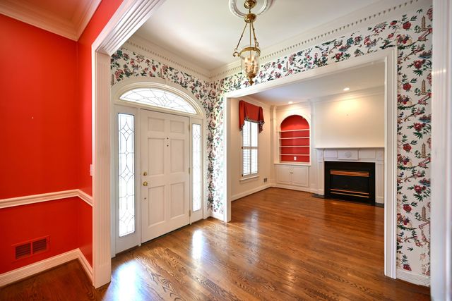206 Coralberry Road, Louisville, KY 40207