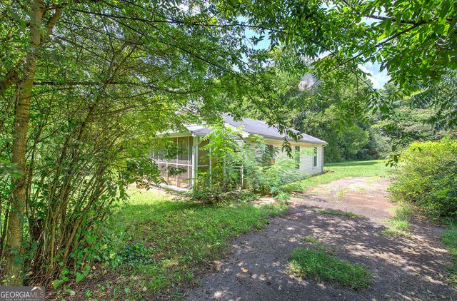 12 Corinth Road, Cartersville, GA 30121