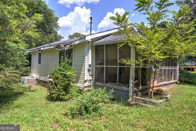 12 Corinth Road, Cartersville, GA 30121