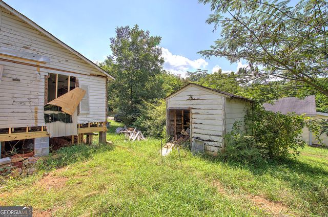12 Corinth Road, Cartersville, GA 30121