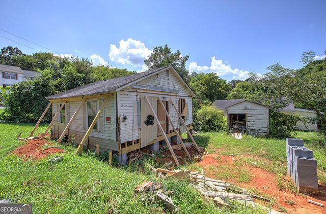 12 Corinth Road, Cartersville, GA 30121