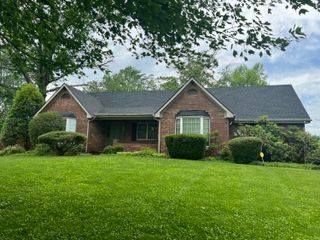 222 Peachbloom Hill Road, Berea, KY 40403