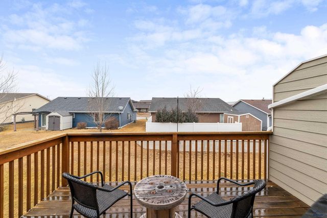 6818 CAMBRIDGE CT, Summerset, SD 57718