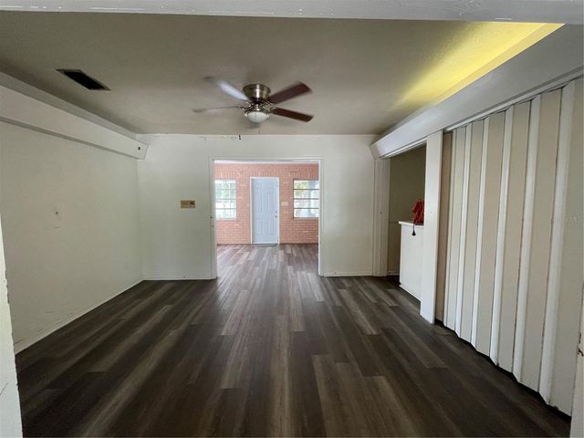 1902 W NASSAU STREET, Tampa, FL 33607