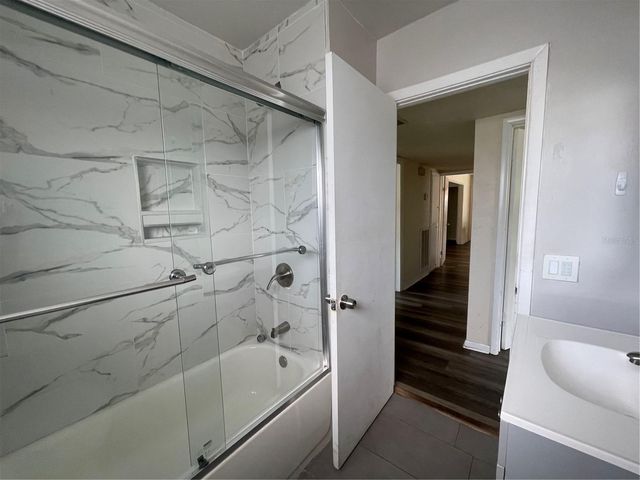 1902 W NASSAU STREET, Tampa, FL 33607