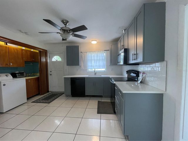 1902 W NASSAU STREET, Tampa, FL 33607