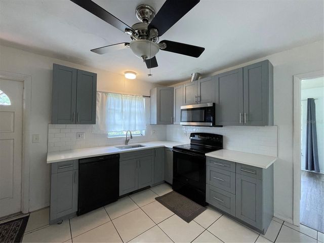 1902 W NASSAU STREET, Tampa, FL 33607