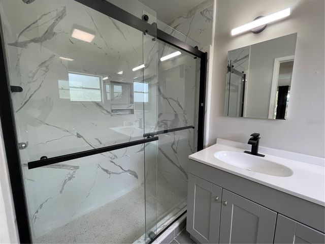 1902 W NASSAU STREET, Tampa, FL 33607