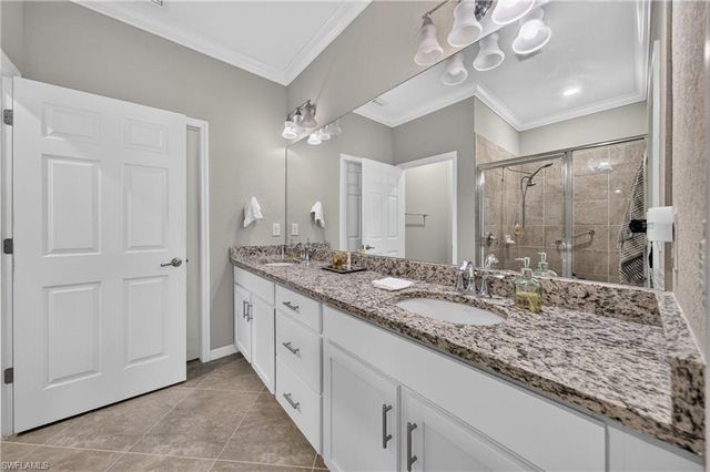 3625 Crimson LN, Fort Myers, FL 33916