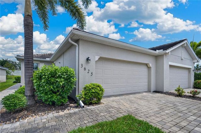 3625 Crimson LN, Fort Myers, FL 33916