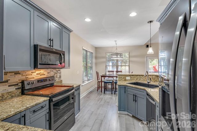 1915 Lynmore Drive, Sherrills Ford, NC 28673
