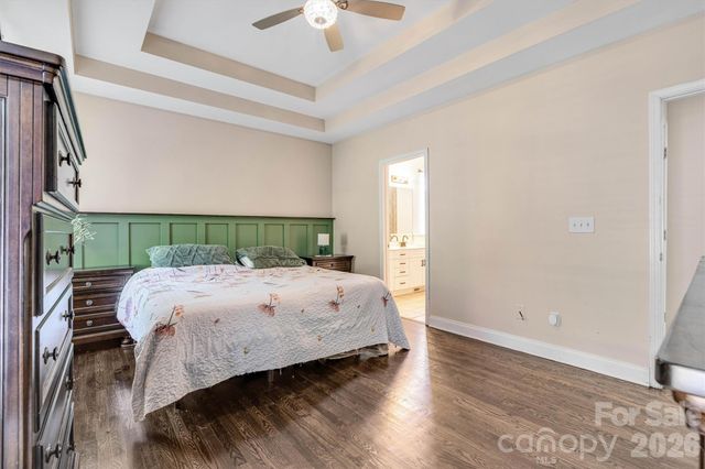 1915 Lynmore Drive, Sherrills Ford, NC 28673