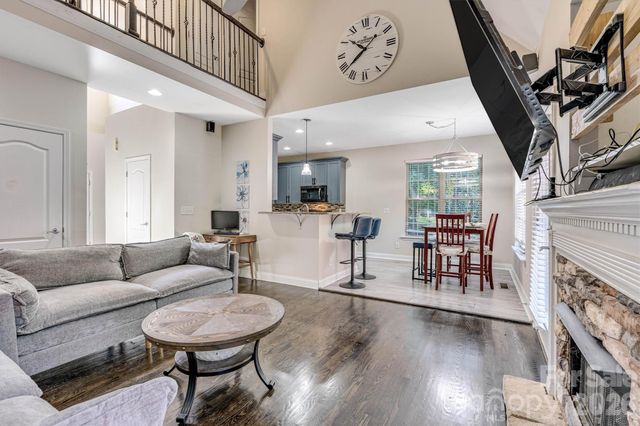 1915 Lynmore Drive, Sherrills Ford, NC 28673