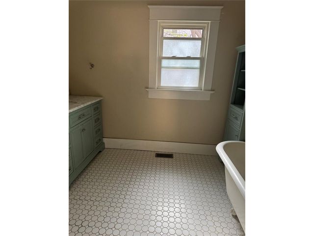 502 S Cedar St, Yuma, CO 80759