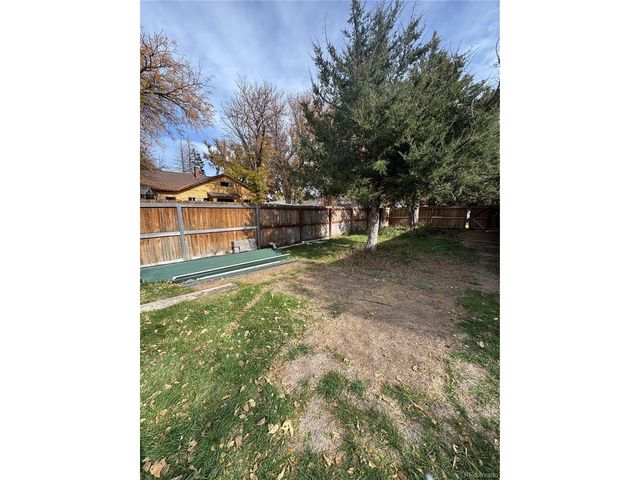 502 S Cedar St, Yuma, CO 80759