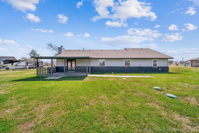 17065 Honeysuckle Lane, Claremore, OK 74019