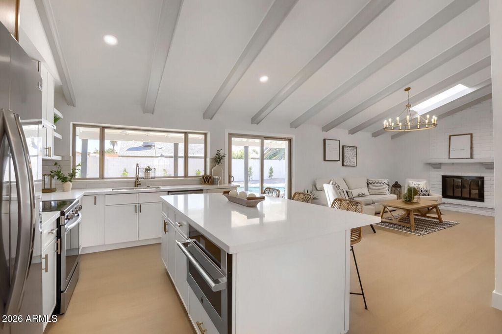 3203 N WOODBURNE Drive, Chandler, AZ 85224 — exterior