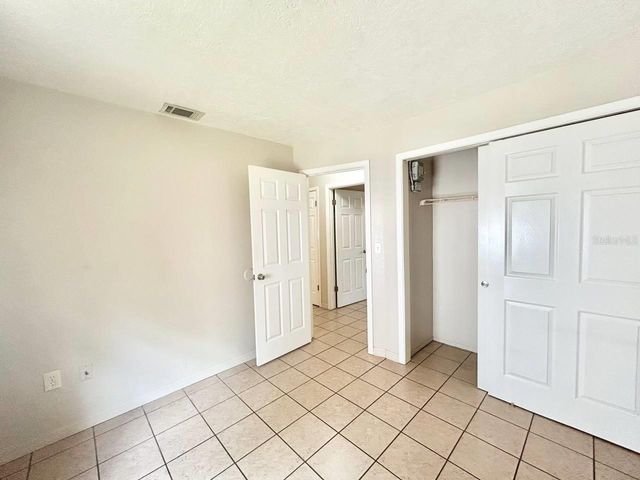 5800 MONTANA AVENUE, New Port Richey, FL 34652