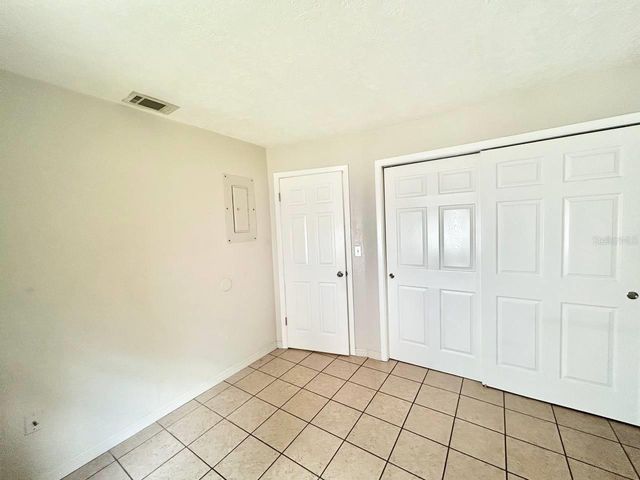 5800 MONTANA AVENUE, New Port Richey, FL 34652