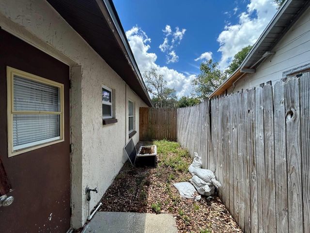 5800 MONTANA AVENUE, New Port Richey, FL 34652