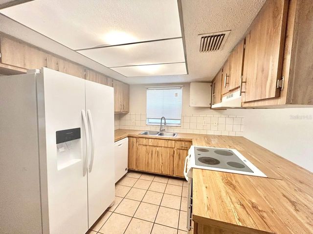 5800 MONTANA AVENUE, New Port Richey, FL 34652
