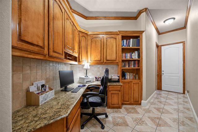 2521 Garrett Court, Cedar Hill, TX 75104