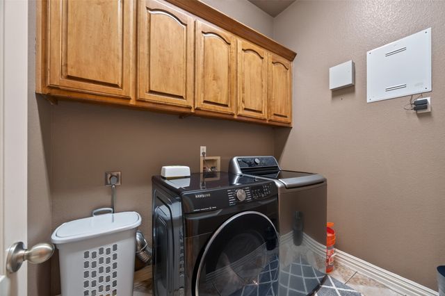 2521 Garrett Court, Cedar Hill, TX 75104