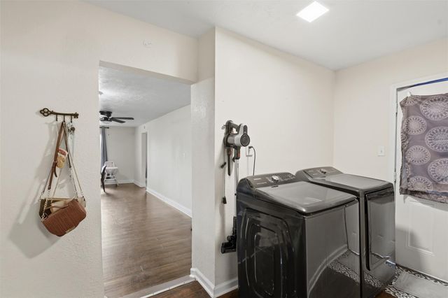 515 Riggs Street, Baytown, TX 77520