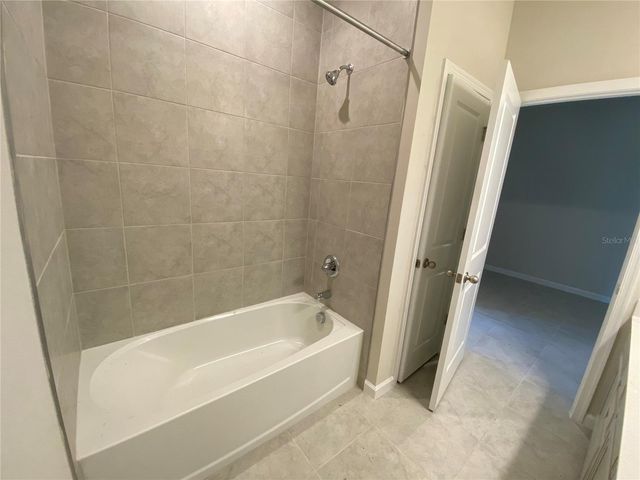 18236 HUNTERS MEADOW WALK, Land O Lakes, FL 34638