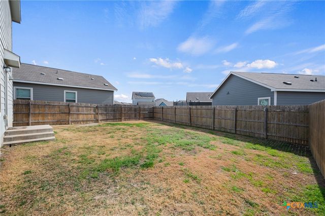 817 Circle Way, Jarrell, TX 76537