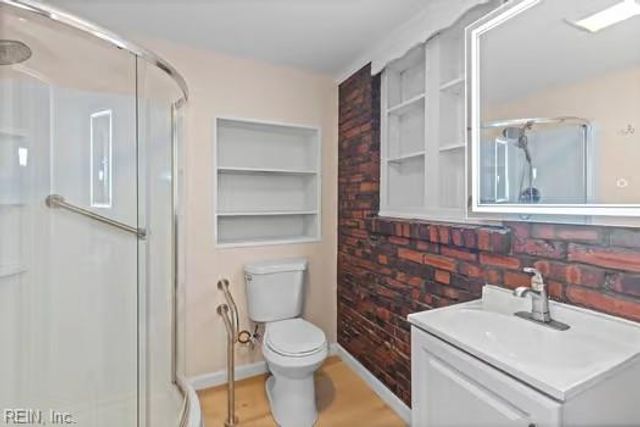 5112 E Princess Anne RD, Norfolk, VA 23502
