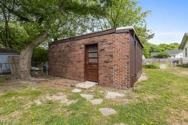 5112 E Princess Anne RD, Norfolk, VA 23502