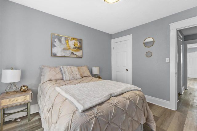 3530 W Park Hill AVENUE, Milwaukee, WI 53208