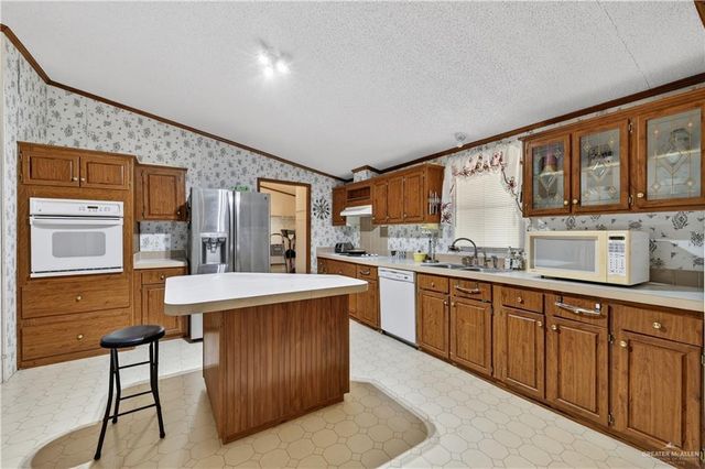 405 Citrus Circle, San Juan, TX 78589