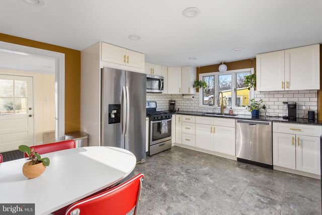 514 PRINCE ST, Bordentown, NJ 08505