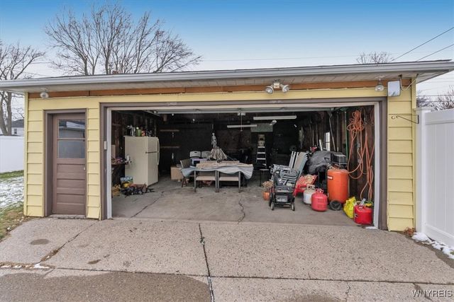 186 Oakvale Boulevard, Tonawanda, NY 14223