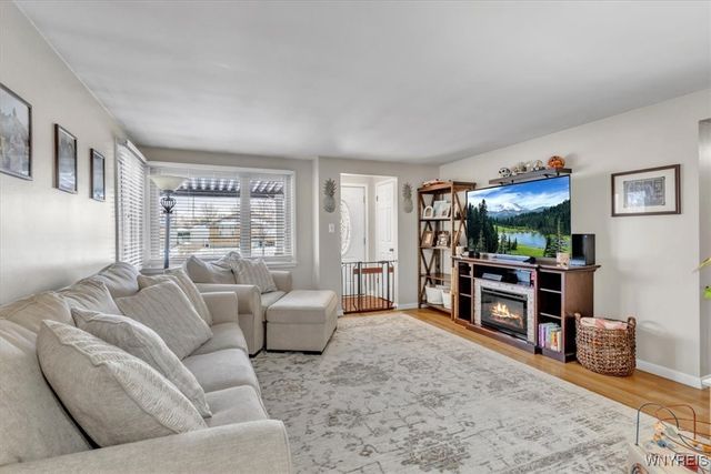 186 Oakvale Boulevard, Tonawanda, NY 14223