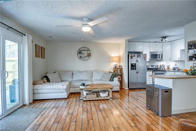 520 Hillshire WAY, Virginia Beach, VA 23454