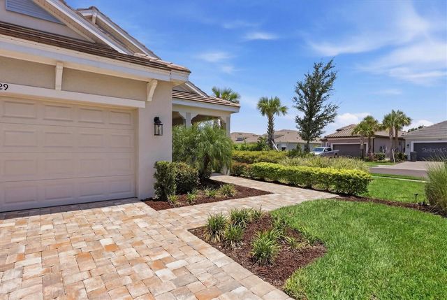 5229 SAVINO CIRCLE, Palmetto, FL 34221