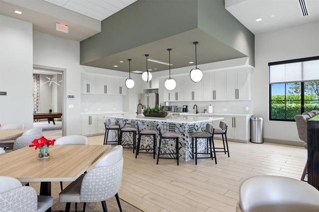5229 SAVINO CIRCLE, Palmetto, FL 34221